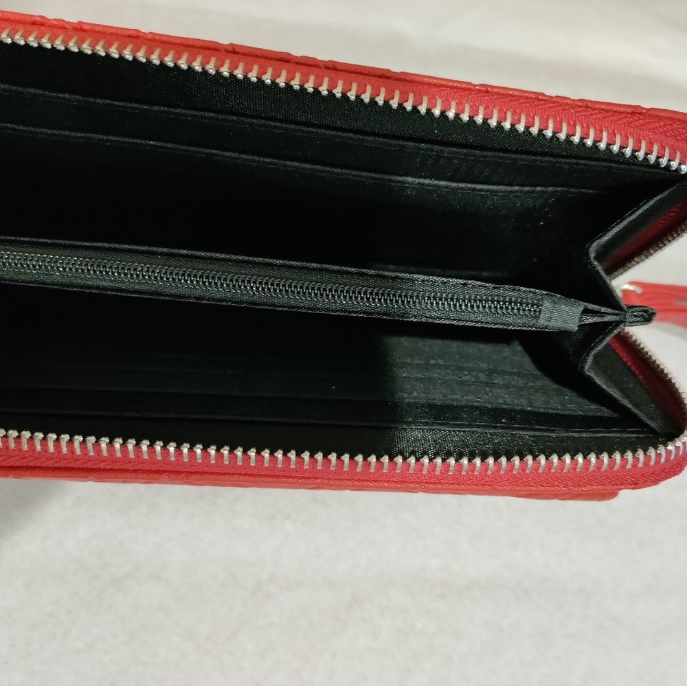 Wallet - Picture 3 of 3